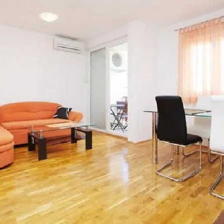 Apartments And Rooms Misic Trogir Exterior photo