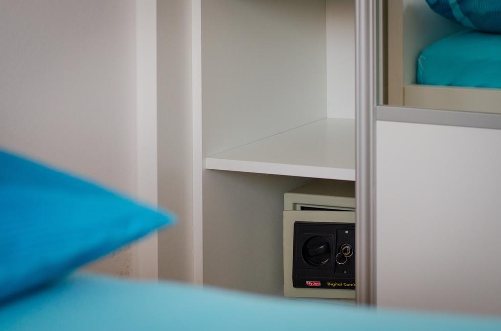 And Misic Apartment *